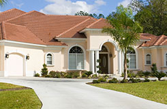 Garage Door Installation Services in Miami Beach, FL